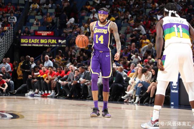 在足球界 在足球界